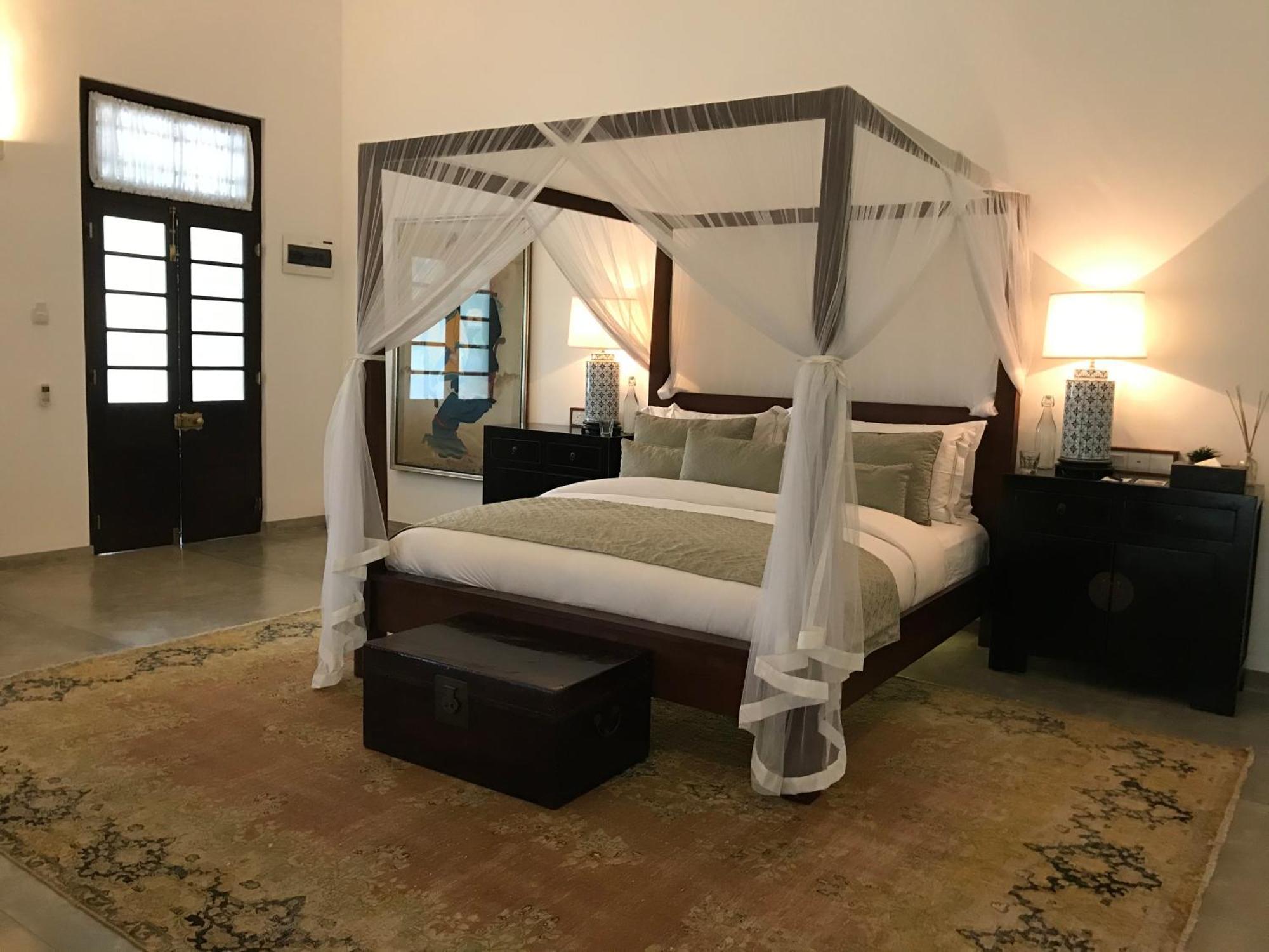 The Postcard Galle Luaran gambar