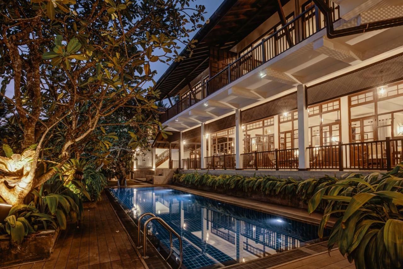 The Postcard Galle Luaran gambar